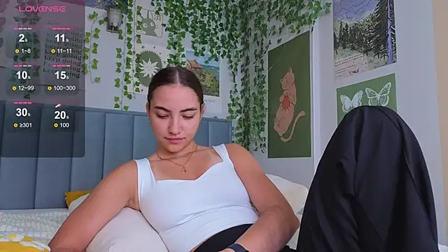 Ashley Pierce online show from November 8, 6:51 am