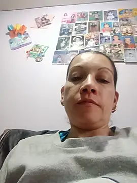 Chriss girl of imaginatio online show from July 21, 12:06 pm