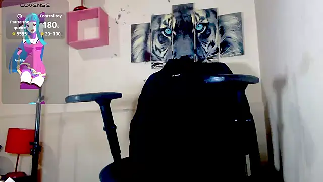 blondehot5v online show from February 4, 1:25 pm