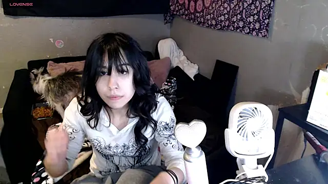 London Ray online show from February 14, 7:54 am