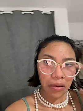 Nia Desire online show from December 18, 8:19 am