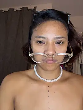 Nia Desire online show from January 10, 7:46 am