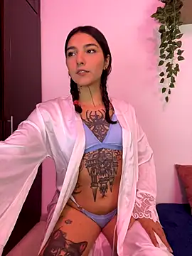 SurpriseMadlicia online show from September 25, 12:54 am