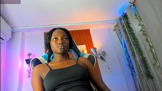 Evaa 18 online show from January 10, 6:01 pm