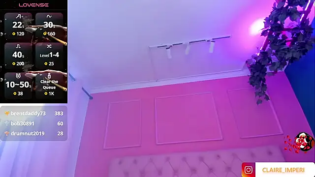 CLAIRE EMPIRE online show from October 9, 11:58 am