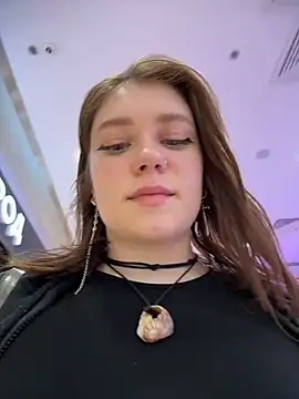 lucy-joy online show from April 21, 9:27 am