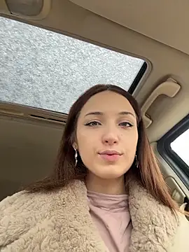 DollyTall online show from February 10, 7:22 am