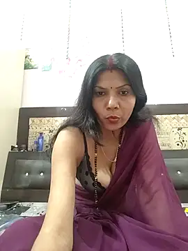 Yourhotsweetgirl online show from February 15, 4:06 pm