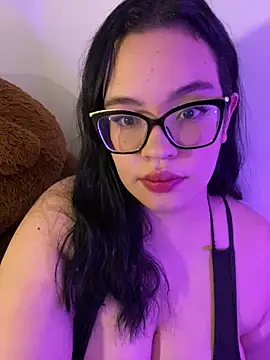 Emily Taylor2 online show from September 14, 3:37 am