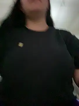 Emily Taylor2 online show from September 22, 1:59 am