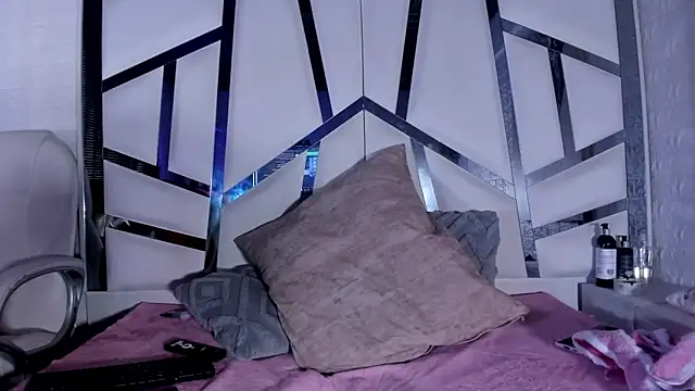 barbieambar online show from February 5, 8:12 pm