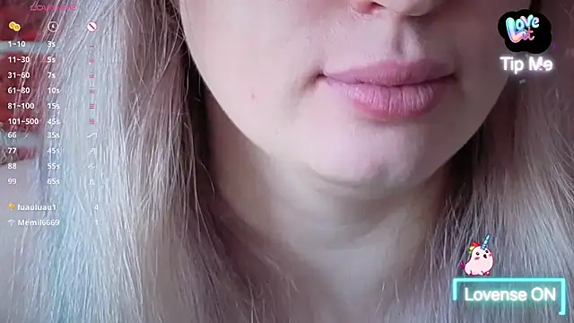 CitrusBlissss online show from April 22, 2:52 am