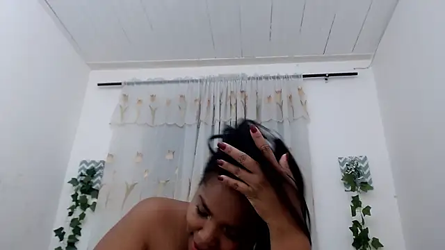 SamaraArtiaga1 online show from January 11, 6:18 am