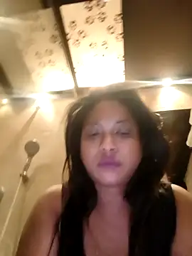 hornyzinia123 online show from April 19, 8:55 pm