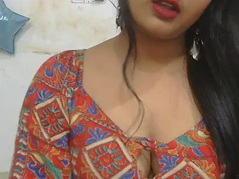 POOJA 199 online show from February 8, 9:46 am