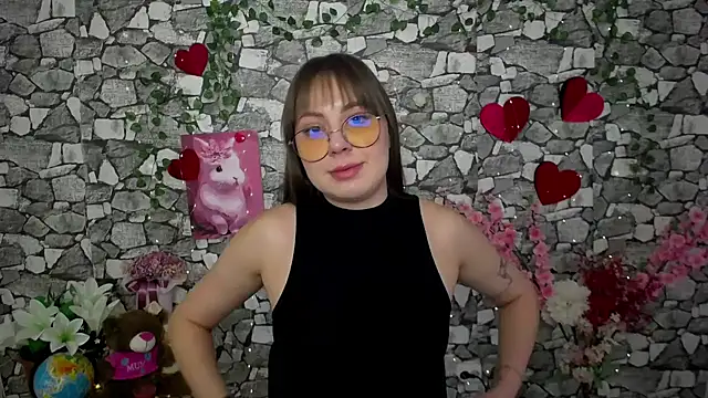 Amanda Bright  online show from November 7, 8:20 am