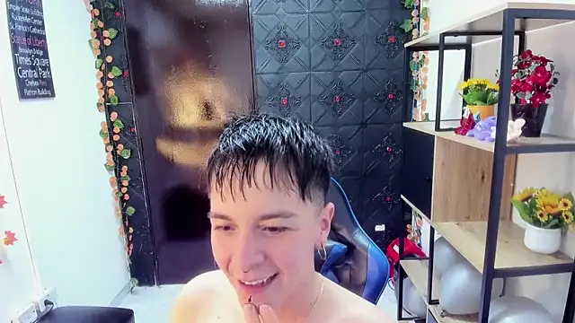  Hannah Hot online show from April 10, 6:41 am