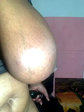 jayjayja19 online show from October 9, 1:43 am