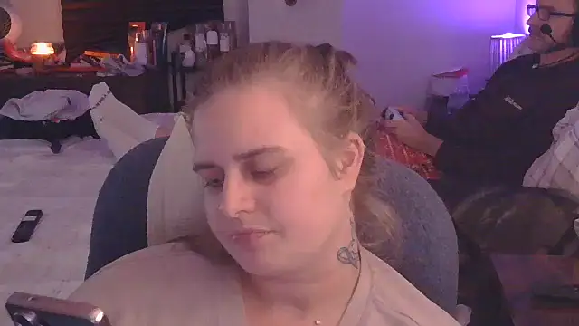 Sexyblonde12344 online show from October 26, 12:28 am