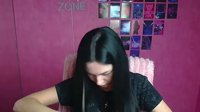 Lune Moon online show from April 15, 11:22 am