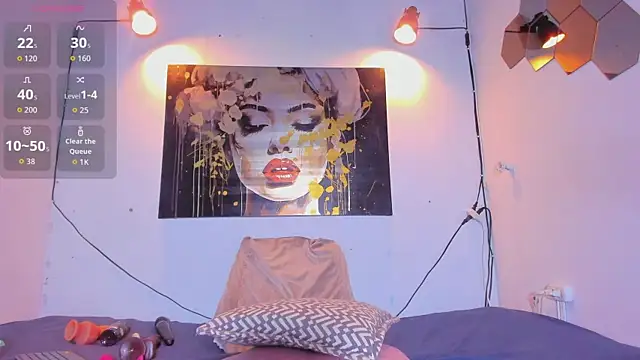 Karlaliones69 online show from March 31, 11:32 am