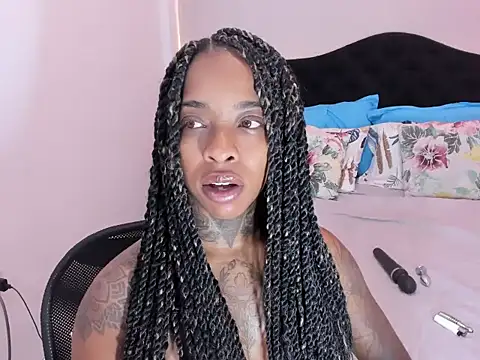 Pauline Fox online show from April 4, 1:48 am