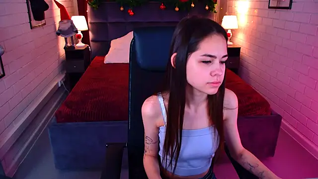 UliaNeer online show from December 23, 5:11 am