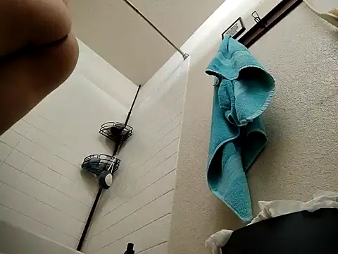 ModelledTread online show from March 3, 3:34 am