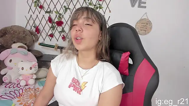 emma grays2 online show from October 15, 6:27 am