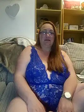 Luscious-LucyXX online show from April 30, 8:57 pm