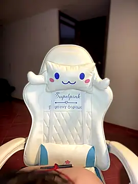 isabela l online show from October 18, 10:55 pm