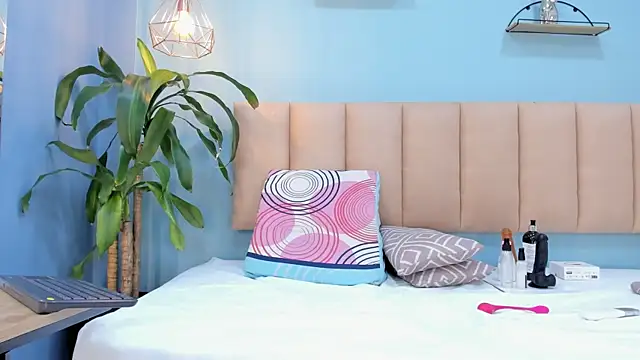 genesis4u online show from April 7, 12:29 pm