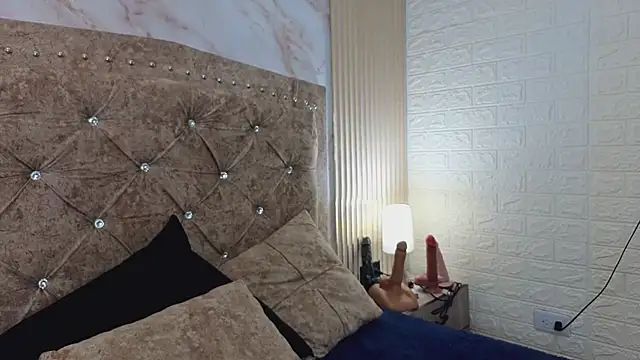 AnastasiaColeman online show from April 16, 9:39 pm