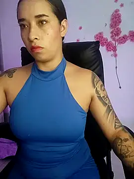 Valenn fernandez online show from July 7, 8:55 pm