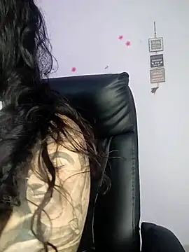 Valenn fernandez online show from June 28, 11:11 pm