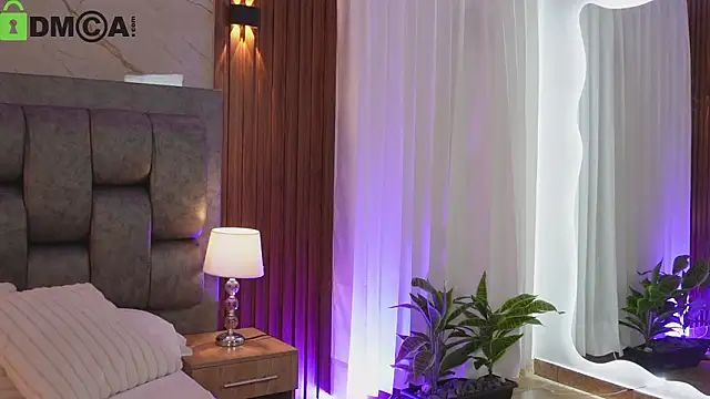 More Hott online show from February 4, 7:28 pm