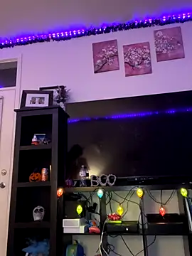 moan4mona online show from September 17, 4:43 am