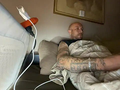 curis4270panda online show from October 9, 2:48 am