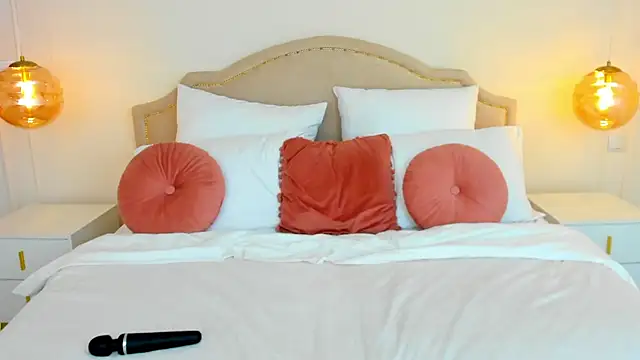 MilaMour online show from October 13, 7:27 pm