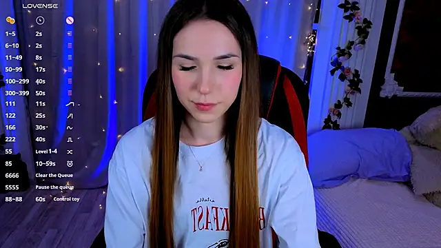 -CindyLou online show from September 11, 8:42 pm