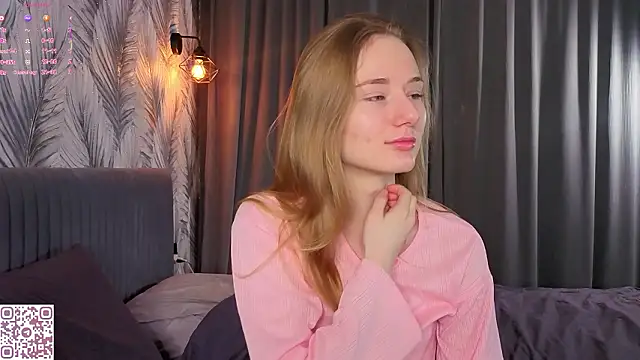 ElvinaRose online show from February 17, 2:33 am