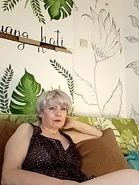 Catty Lady online show from March 14, 8:32 pm