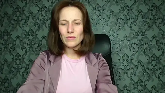 Kelly Kisss online show from December 18, 6:23 pm