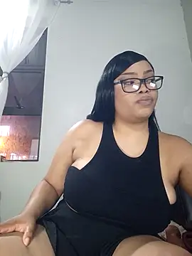 MadamPinky online show from November 23, 6:09 pm