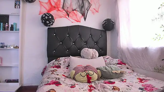 Emmantho online show from October 20, 7:06 pm