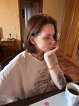 enchanting chloe online show from November 5, 7:57 am