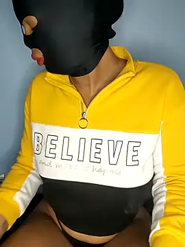 sweetybae75 online show from February 20, 7:54 am