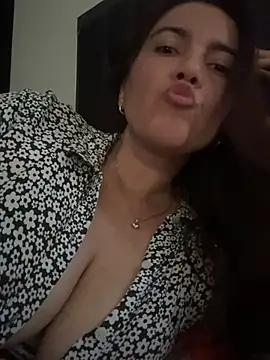 sweetdulcexxx online show from March 15, 5:26 pm