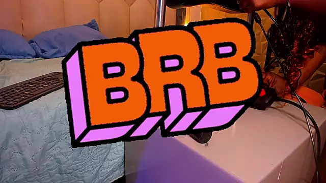 Scarletbigbug online show from October 3, 7:52 pm