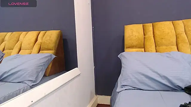 KendraaSimons online show from October 30, 11:50 pm